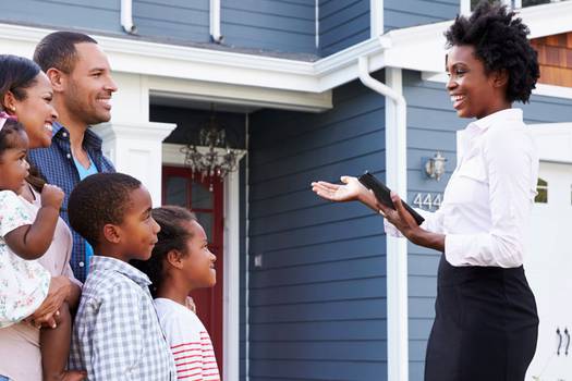 7 Questions You Shouldn’t Ask When Looking at a Home